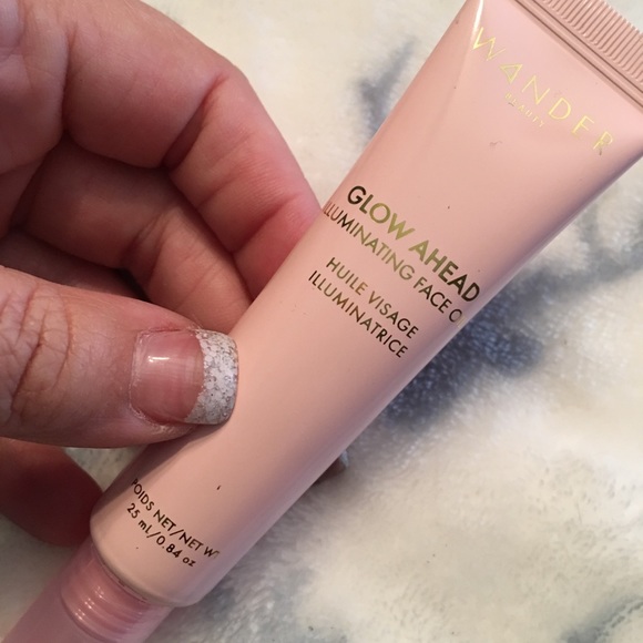 Face creams - Picture 3 of 4